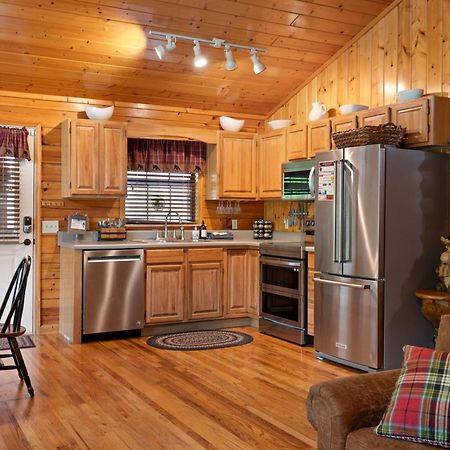 Good Ol Rocky Top - Hottub, Pool, Game Rm, Dollywood Sevierville Exterior photo
