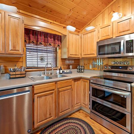 Good Ol Rocky Top - Hottub, Pool, Game Rm, Dollywood Sevierville Exterior photo